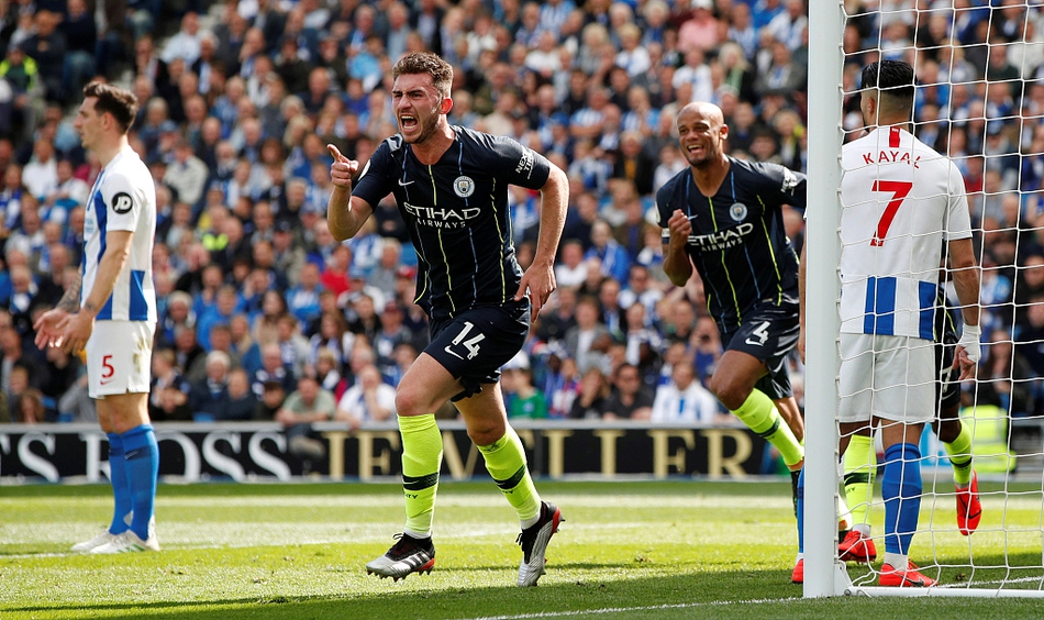 阿隆索帅位最新动态：皇马主帅在迎战毕尔巴鄂前面临极其困难局面（阿隆索执教前景更新：皇马主帅战毕尔巴鄂前遭遇严峻考验）