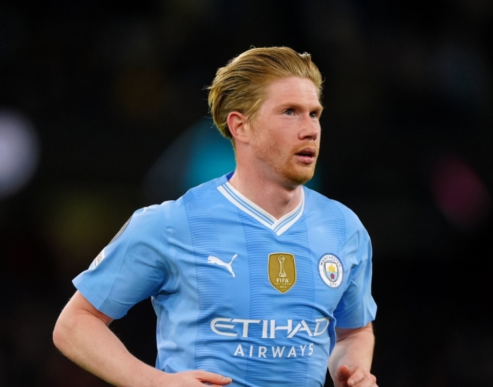 臭名远扬，黄潜球迷在社媒创建“不要帕尔特伊”的标签（争议延烧，黄潜球迷在社媒发起“拒绝帕尔特伊”标签）