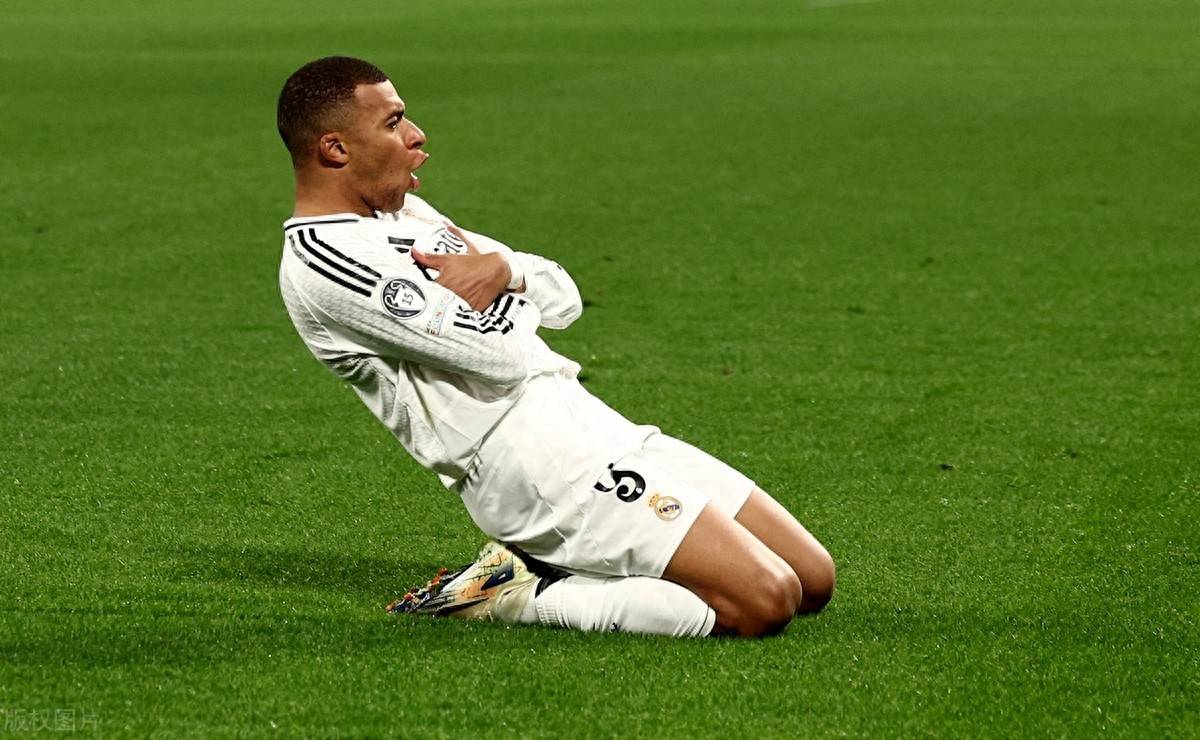 穆帅：我和孔蒂不是朋友，他是顶级教练但我不清楚他的为人（穆帅：与孔蒂算不上朋友，他是顶级主帅，但其为人我不甚了解）