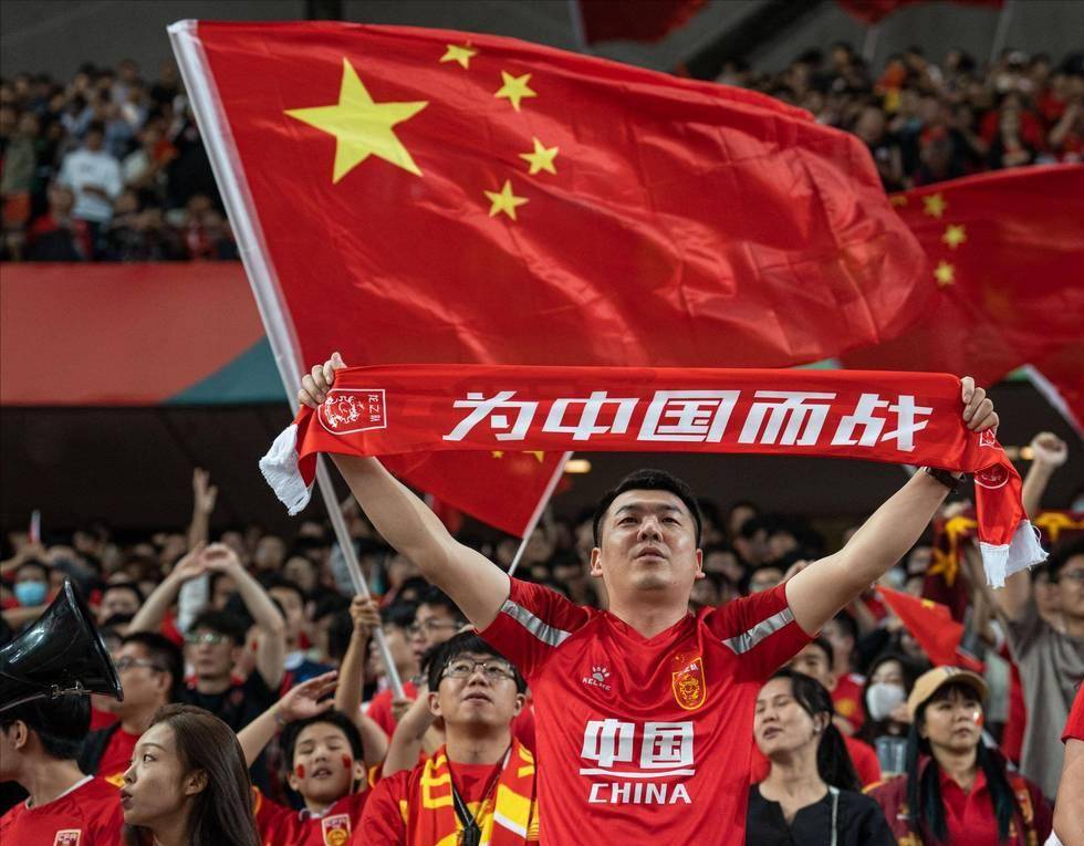 同样是老将！为何郑铮仍是鲁能主力