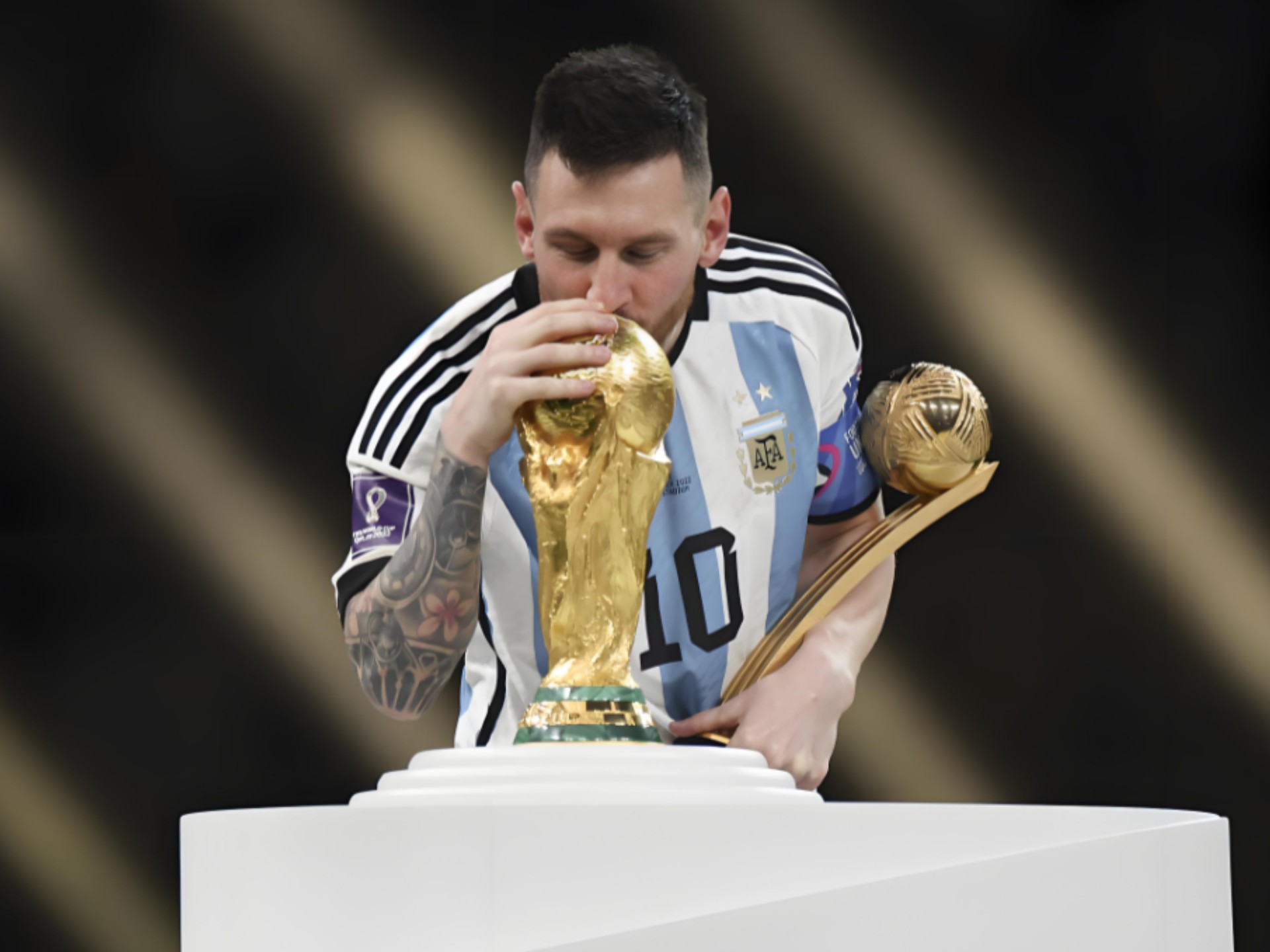 意媒：年薪300万欧的麦肯尼希望涨薪续约，但尤文不愿意接受（意媒：麦肯尼年薪300万欧盼加薪续约，尤文不予接受）