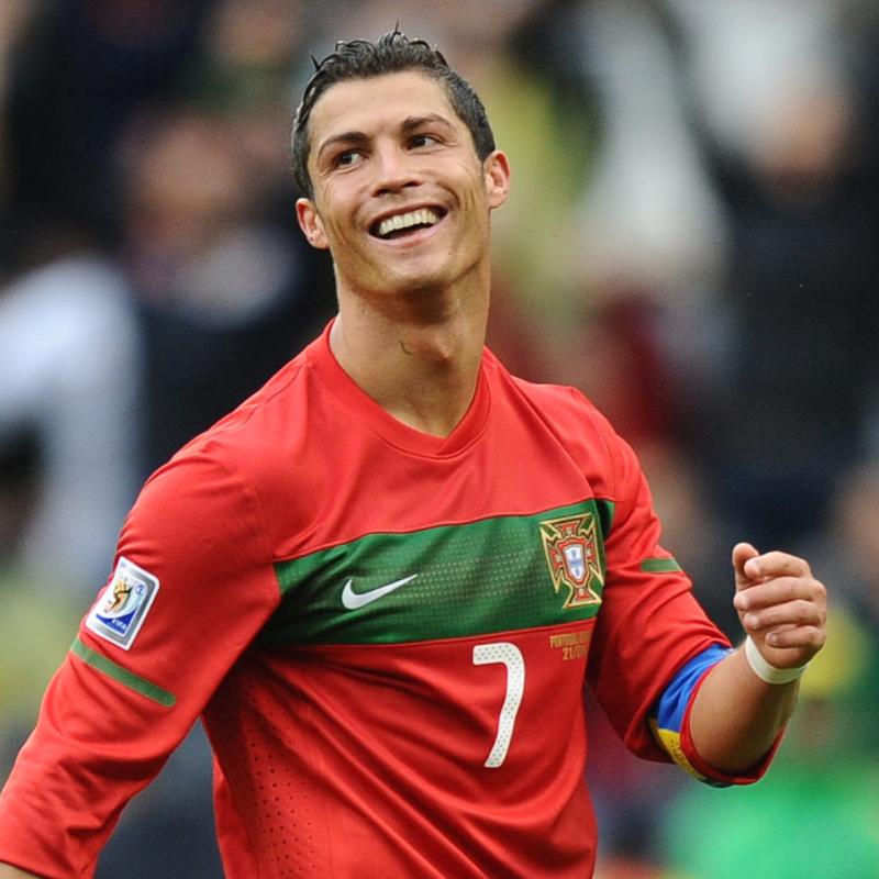 霍伊伦：我想进球，但我是团队型球员，球队获胜最重要（霍伊伦：想进球，但更看重团队，赢球最关键）