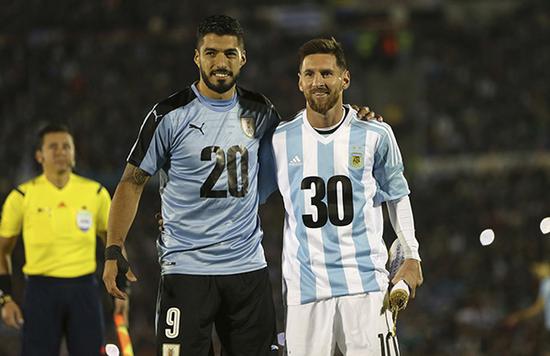 杨瀚森8+4+3 开拓者不敌雷霆；湖人险胜爵士（杨瀚森8分4板3助，雷霆擒开拓者；湖人惊险击退爵士）