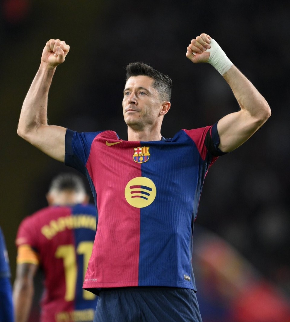 迪卡尼奥：索默瞎扑救导致丢球；恰20本应该犯规阻止米兰反击（迪卡尼奥：索默失误致丢球，恰尔汗奥卢应战术犯规遏制米兰反击）