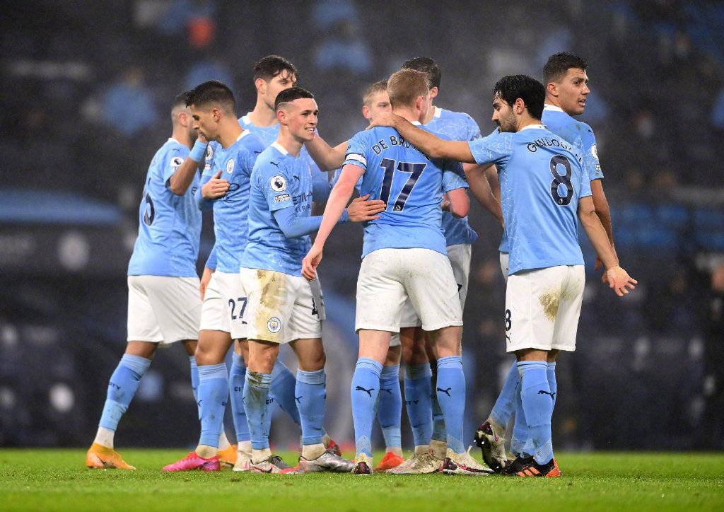 每体：博阿滕昨天再次造访巴萨，并且观看了青年队的比赛（每体：博阿滕昨日再访巴萨，现场观看青年队比赛）