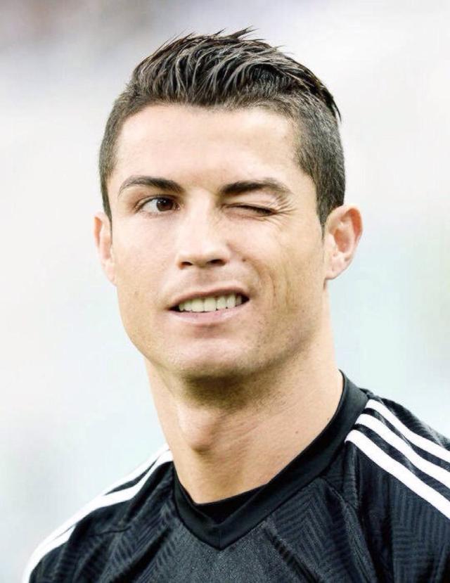 西班牙大名单：亚马尔领衔，奥尔莫在列，卡瓦哈尔、佩德里伤缺（西班牙公布名单：亚马尔成焦点，奥尔莫入选，卡瓦哈尔与佩德里因伤缺阵）