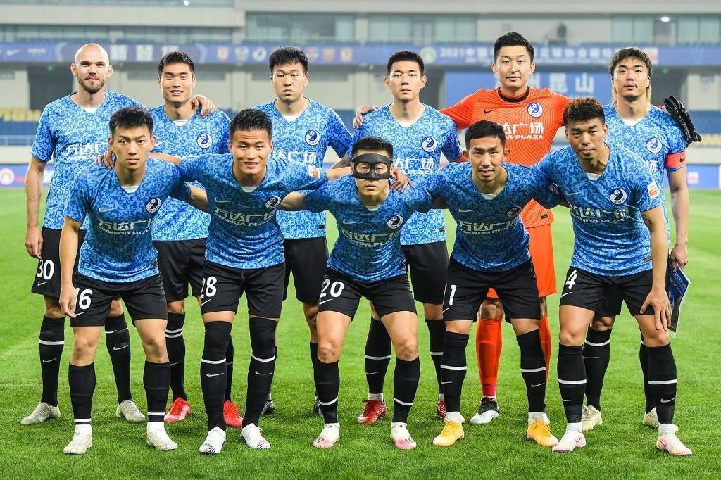 法甲积分榜实时排名变化 争冠与欧战席位形势分析