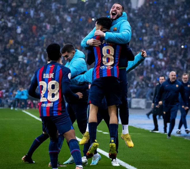 战巴萨贡献2球1助，布鲁日前锋福布斯当选欧冠全场最佳球员（对阵巴萨梅开二度送助攻，布鲁日前锋福布斯当选欧冠全场最佳球员）