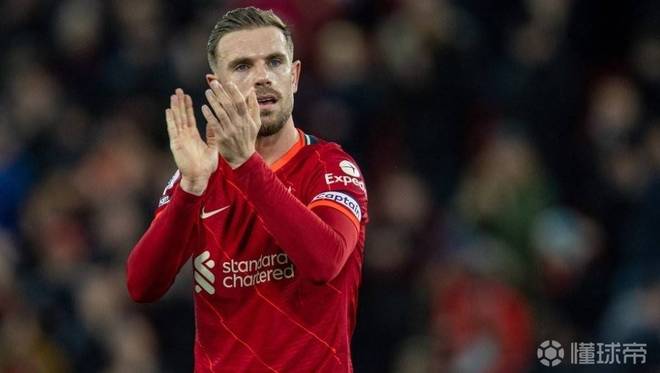 塞超球队劳动1923主帅日佐维奇在比赛中突然去世，年仅44岁（塞超劳动1923主帅日佐维奇比赛中不幸去世，终年44岁）